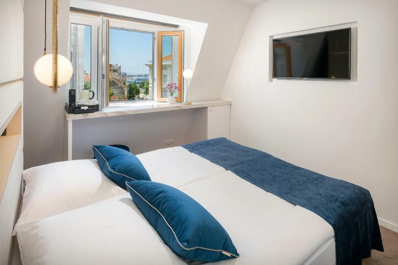 Flos Luxury Rooms Split Croatia